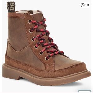 UGG boys’ Robley weather boot
